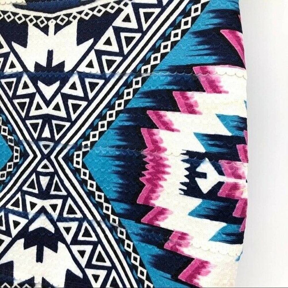 Xhilaration Women's Bandage Pencil Skirt XS Southwestern Aztec Print Stretchy - Picture 3 of 9